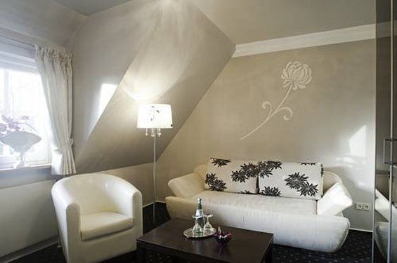 Amethyst Hotel Garni Lueneburg Deutsch Evern Exterior photo