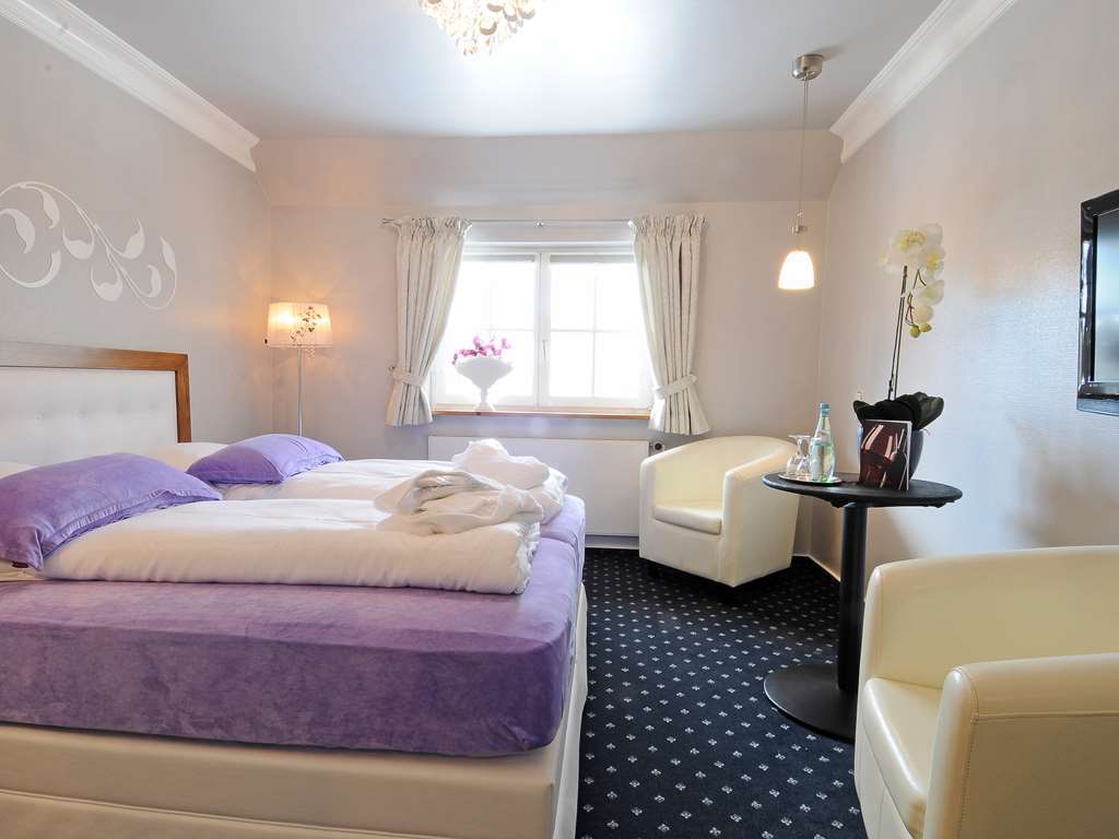 Amethyst Hotel Garni Lueneburg Deutsch Evern Exterior photo